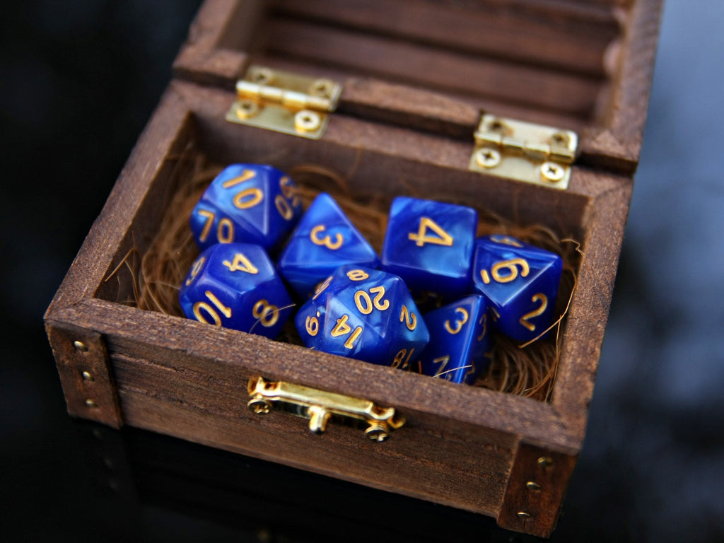 Blue Yellow "Blue Lagoon" DnD 7 Polyhedral Dice Set in Wooden Chest