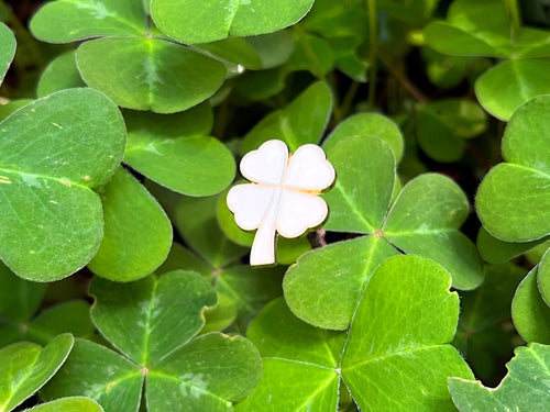 4 Leaf White Clover DnD Enamel Pin