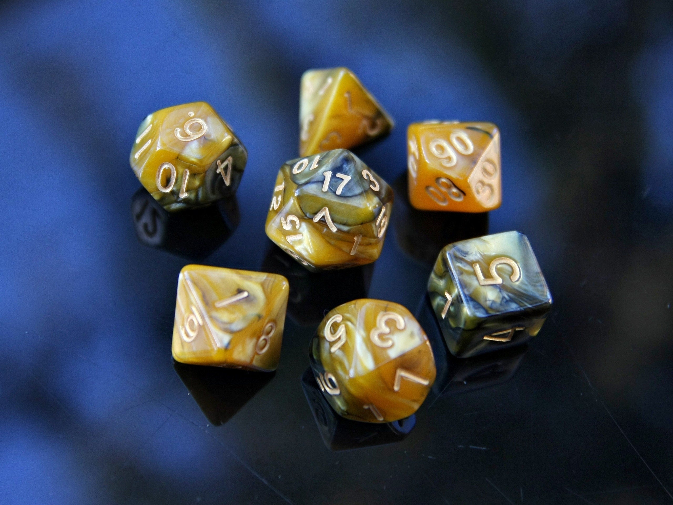 Yellow Black "Dragon Gold" DnD 7 Polyhedral Dice Set in Potion Flask